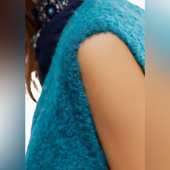 NEW Free People Alpaca Blend Sweater Vest Top - Picture 4 of 6